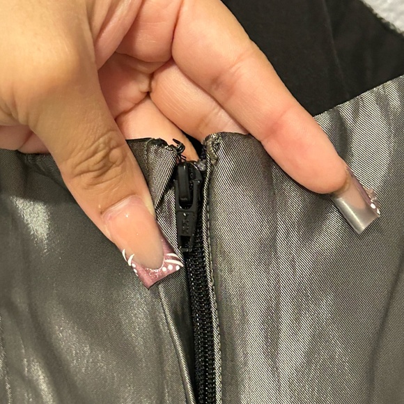 Davids Bridal Silver Embellished Halter Neck Corset Top - Picture 7 of 9